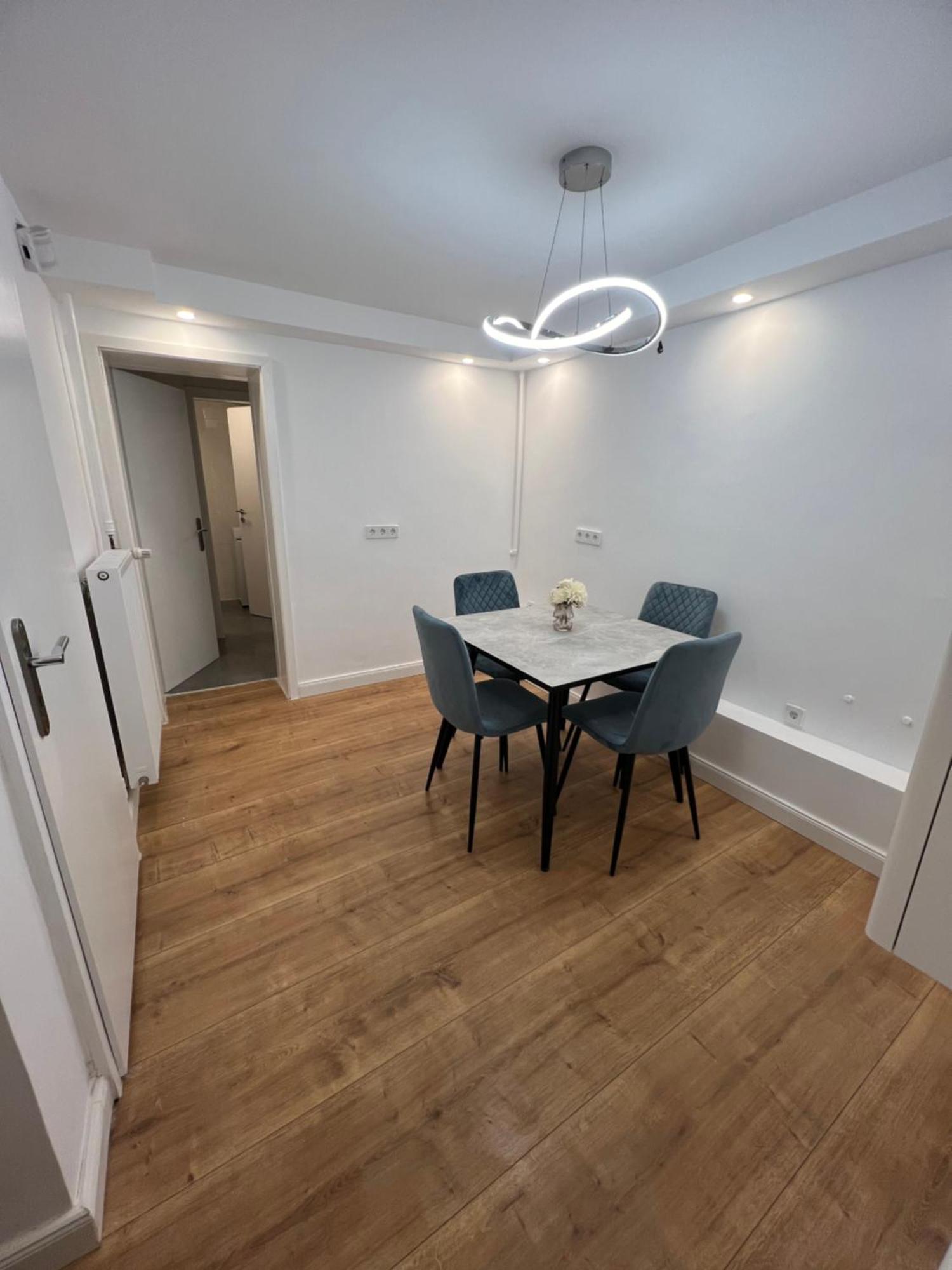 Gemuetliches Ferienhaeuschen Appartement Neumünster Buitenkant foto